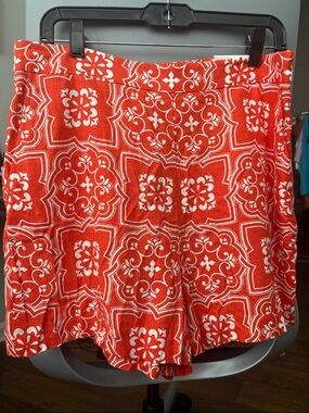 Ann Taylor Red and White Patterned Bermuda Shorts